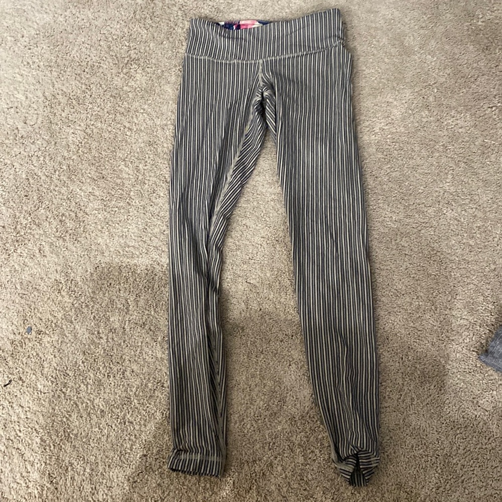 Black & cream striped wunder under